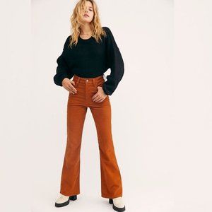 🌟 LEVI'S RIBCAGE CORDUROY FLARE JEANS 🌟